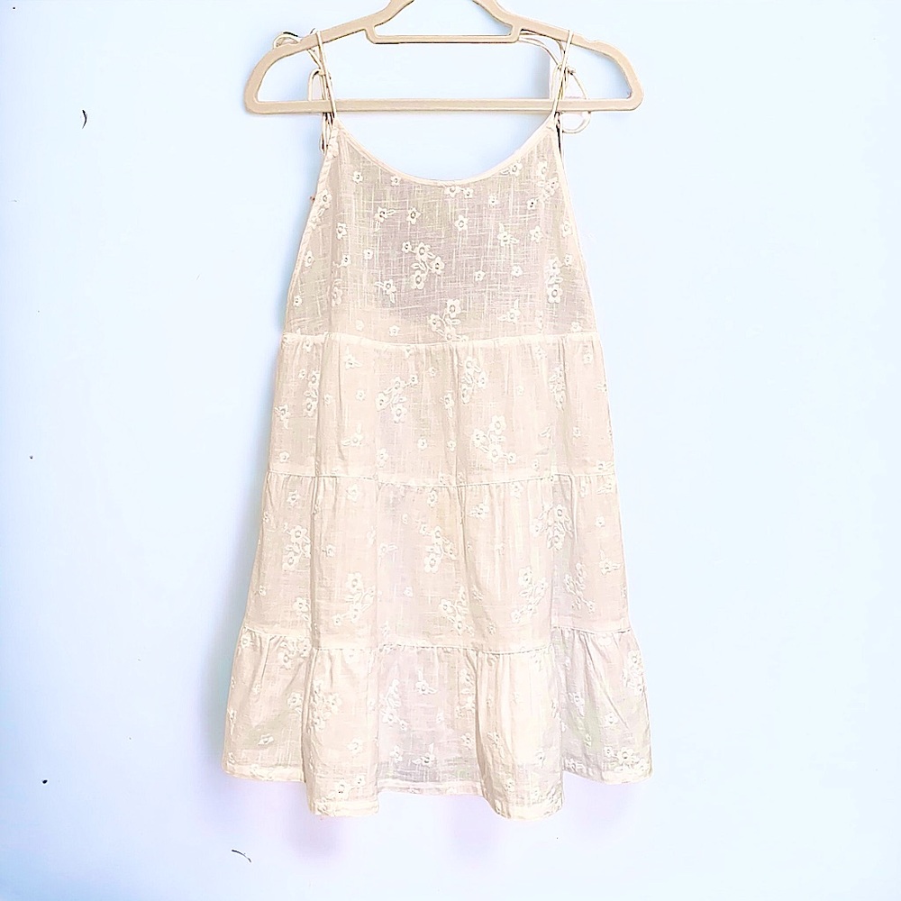 C&C California Tie Strap Apron Sundress White Floral Adjustable 100% cotton